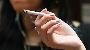 افزایش ۱۳۵درصدی مصرف دخانیات بین دختران جوان